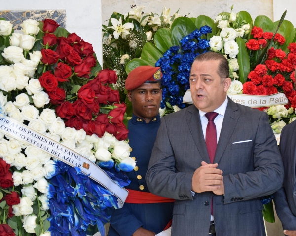 CEA Rinde Homenaje ante Altar de la Patria