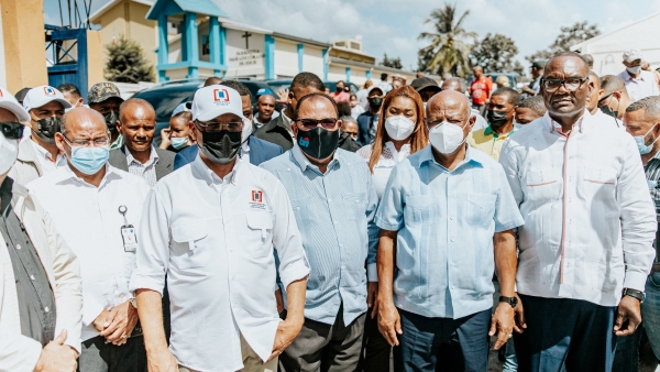 Gobierno inicia proceso de titulación de propiedades en Los Alcarrizos y La Guáyiga