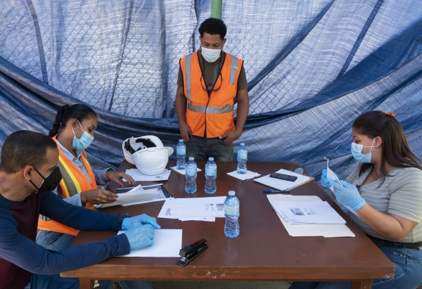 CEA realiza jornada de pruebas Covid-19 en Ingenio Porvenir